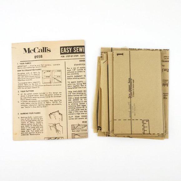 Late 60s Mod Scooter Dress or Pantdress McCalls Sewing Pattern 8958 Bust 31 - Picture 9 of 12